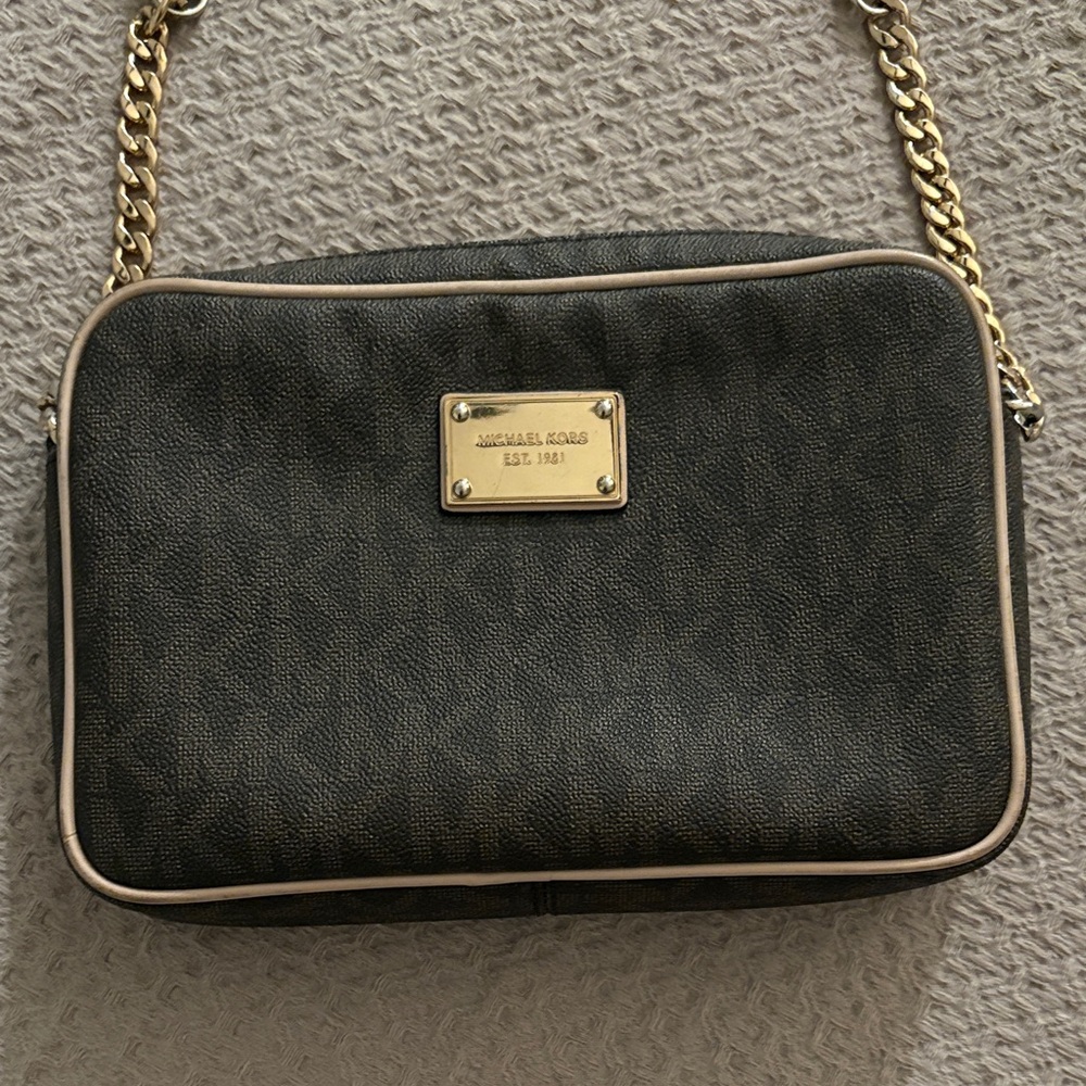 Michael Kors Crossbody Bag